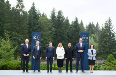 Ukrayna'da yeni bölgesel iş birliği formatı “Karpatlar Sekizlisi” başladı