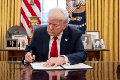 Trump, Graham Yasası’nı imzaladı: Rusya’ya ve petrol müşterilerine yaptırım darbesi!