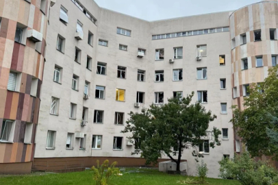 Sığınakta bir yaşam zaferi: Rusya Kyiv’deki doğum evini vurdu, saldırı anında bir bebek dünyaya geldi