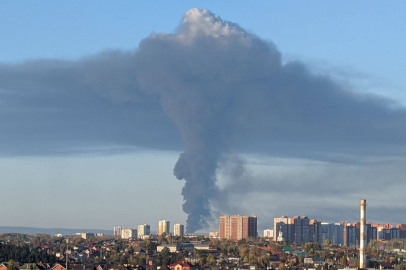 Ukrayna, Perm ve Novoşahtinsk’teki petrol rafinerilerini vurdu!