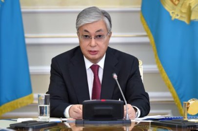 Kazakistan Cumhurbaşkanı Tokayev’den Berlin'de savaşı "dondurma" çağrısı: "Ardından müzakerelere geçilmeli"