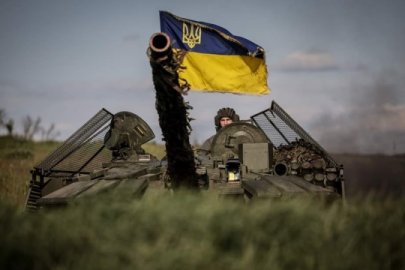 Ukrayna Savunucuları Günü’nde Zelenskıy’dan cepheden mesaj: "Bağımsızlık burada kazanılıyor"