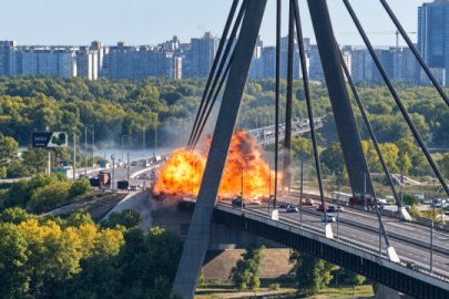 Merz, Kıyiv’deyken Rus saldırıları sürdü: Kuzey Köprüsü yeniden vuruldu!