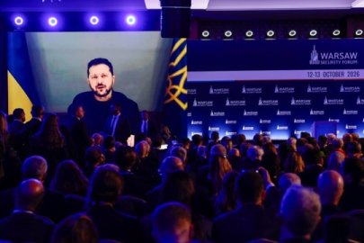 Zelenskıy: Eğer Rusya rafinerilere saldırmamamızı istiyorsa, enerji sistemimize saldırmayı bırakmalı