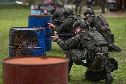Ukrayna’da barış gücü hazırlığı: 3 Avrupa ülkesi askerlerini Polonya’da topluyor