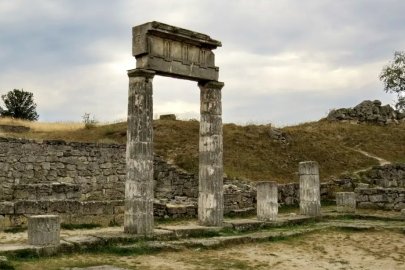 İşgal altındaki Kırım’da hukuksuz kazı ve kültürel yağma: Ukrayna’dan Rus arkeoloğa suçlama