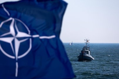NATO Sözcüsü Allison Hart: NATO, Karadeniz’e ek unsurlar sevk edecek