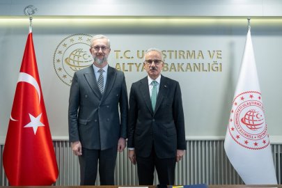 Ukrayna ve Türkiye’den Karadeniz’de seyrüsefer güvenliği görüşmesi