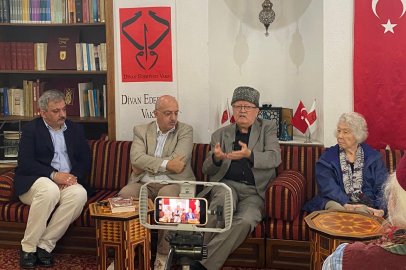 Emel Kırım Vakfı Başkanı Dr. Zafer Karatay, Divan Edebiyatı Vakfında işgal altındaki Kırım’ı anlattı