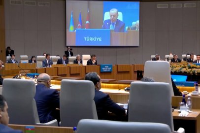 TDT 13. Zirvesi Devlet Başkanları Konseyi Toplantısı başladı : "Türk dünyasının aile fotoğrafında ayrılığa, gayrılığa, ihtilafa yer yoktur!"